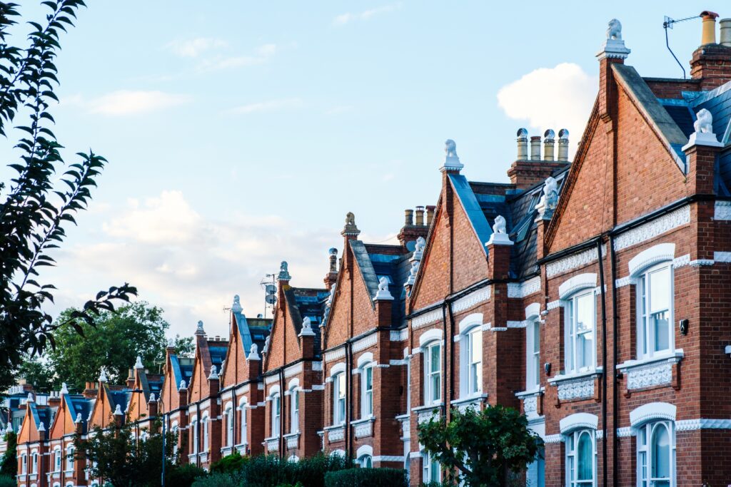 Buy-to-let: 8 downsides to investing 1 Buy-to-let